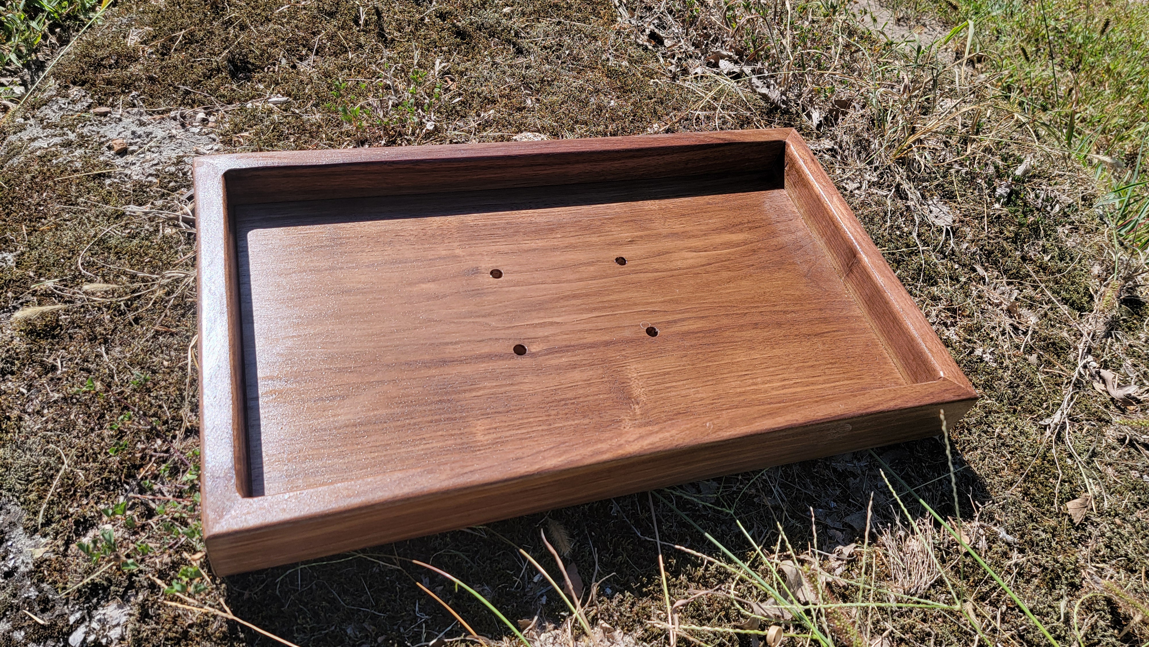 Walnut Wood Base | Solid Platform for Supporting Nut Tools | Black